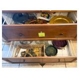 R - CHARGER PLATES, SERVEWARE BASKETS (K80)