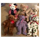 W - LOT OF TY COLLECTIBLE BEARS (B27)