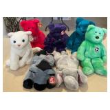 W - LOT OF COLLECTIBLE TY BEARS (L32)
