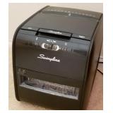 W - SWINGLINE STACK-AND-SHRED SHREDDER (E33)