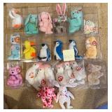 W - LOT OF TY COLLECTIBLE ANIMALS (B145)