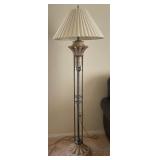 W - FLOOR LAMP (D7)