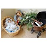 W - LOT OF COLLECTIBLE DOLLS, DOLL CARRIAGE (E20)