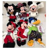 W - LOT OF DISNEY PLUSH TOYS (B129)