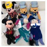 W - LOT OF DISNEY PLUSH TOYS (B116)