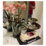 W - 1949 BUICK ROADMASTER, FAUX ORCHID, BOWL