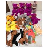W - LOT OF COLLECTIBLE TY ANIMALS (B74)