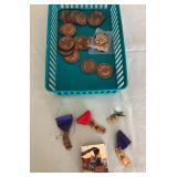 W - COLLECTIBLE TOKENS, PINS (L111)