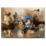 W - MIXED LOT OF COLLECTIBLE FIGURINES (B5)