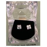 W - PAIR OF STERLING SILVER EARRINGS (L106)