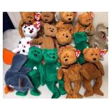 W - LOT OF COLLECTIBLE TY BEARS (B110)