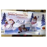 W - SKATING SNOWMEN TRIO SET (B88)