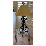 W - WROUGHT IRON TABLELAMP & SIDE TABLE (D8)