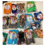 W - LOT OF HAPPY MEAL TOYS (B79?)