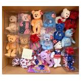 W - LOT OF TY COLLECTIBLE BEARS (B147)