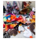 W - MIXED LOT OF TY COLLECTIBLES (B166)