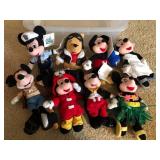 W - DISNEY MICKEY MOUSE & WINNIE-THE-POOH TOYS