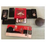 W - MIXED LOT OF COLLECTIBLES (L113)