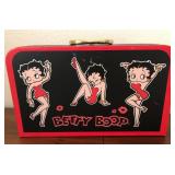 W - BETTY BOOK CASE (M14)