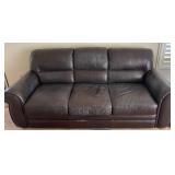 W - LEATHER SOFA (D6)