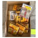 W - LOT OF SCAVENGER CARGO HOOKS (G13)