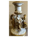 R - ORNATE PORCLAIN CENTERPIECE (P80)