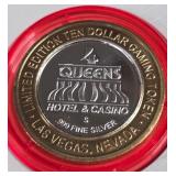 4 QUEENS CASINO - $10 .999 SILVER TOKEN (551 C72)