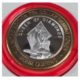 4 QUEENS CASINO - $10 .999 SILVER TOKEN (551 C51)