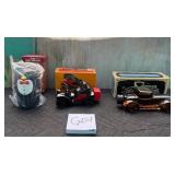 487 - THREE VINTAGE AVON COLLECTIBLES (G257)