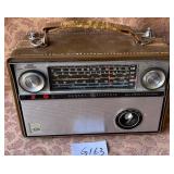 487 - VINTAGE GE WORLD MONITOR RADIO (G163)