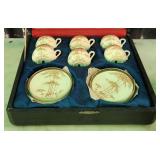 487 - VINTAGE PORCELAIN TEACUPS & SAUCERS SET (A86