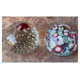487 - TWO COLLECTIBLE ART GLASS PAPERWEIGHTS (A121