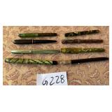 487 - EIGHT COLLECTIBLE VINTAGE PENS (G228)