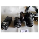487 - NIKON CAMERA, LENS & CAMERA FLASH (A96)