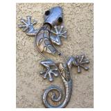 J5 - GECKO PATIO WALL DECOR 17"L