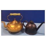 489 - VINTAGE TEA KETTLE & TOLEWARE TEAPOT