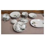 11 - VINTAGE STONEGATE DISHWARE (B86)