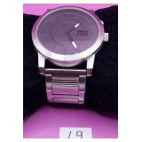 502 - KENNETH COLE REACTION WATCH (L9)