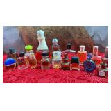 ASSORTED VINTAGE MINIATURES OF PERFUMES (PP18)