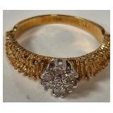 Q - 18K GOLD & DIAMOND RING SIZE 7.5 (W18)