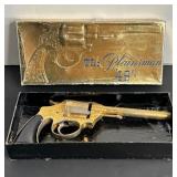 716 - OLD TOY GUN THE PLAINSMAN 49ER GOLD PLATED