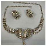 Q - VINTAGE COSTUME JEWELRY NECKLACE/EARRINGS