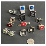 LARGE LOT OF VINTAGE CUFFLINKS & TIE CLIPS