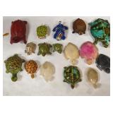 Q - MIXED LOT OF COLLECTIBLE TURTLES (W82)