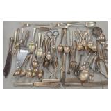 Q - MIXED LOT OF VINTAGE FLATWARE (W97)