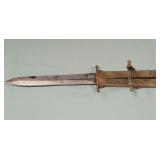 777 - WWII BRASS PARATROOPER KNIFE
