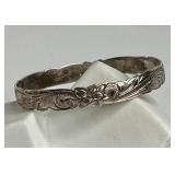 BEAUTIFULLY HAND ENGRAVED ANTIQUE STERLING BRACELE