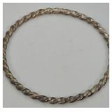 Q - VINTAGE STERLING SILVER BANGLE BRACELET (W72)