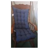 Q - VINTAGE ROCKING CHAIR WITH CUSHION (N7)