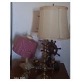 Q - LOT OF TWO TABLE LAMPS (N15)